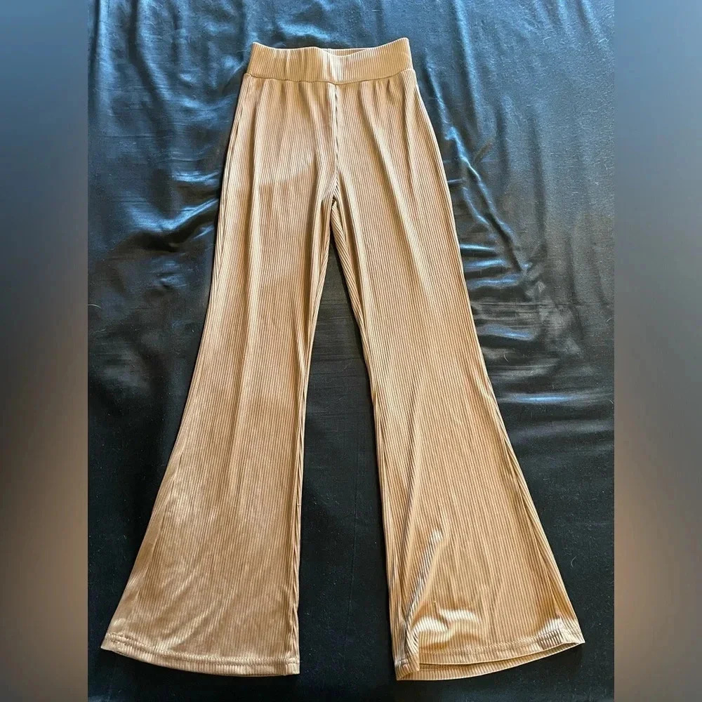 Knitted Flared Leggings